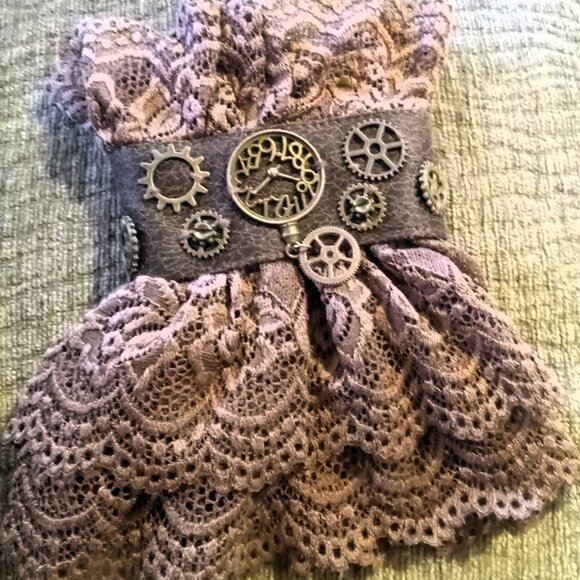 Steampunk Style Brown Lace Ruffled Wrist Cuffs / Wraps W/ Cool Clock Part Charms - Picture 5 of 6